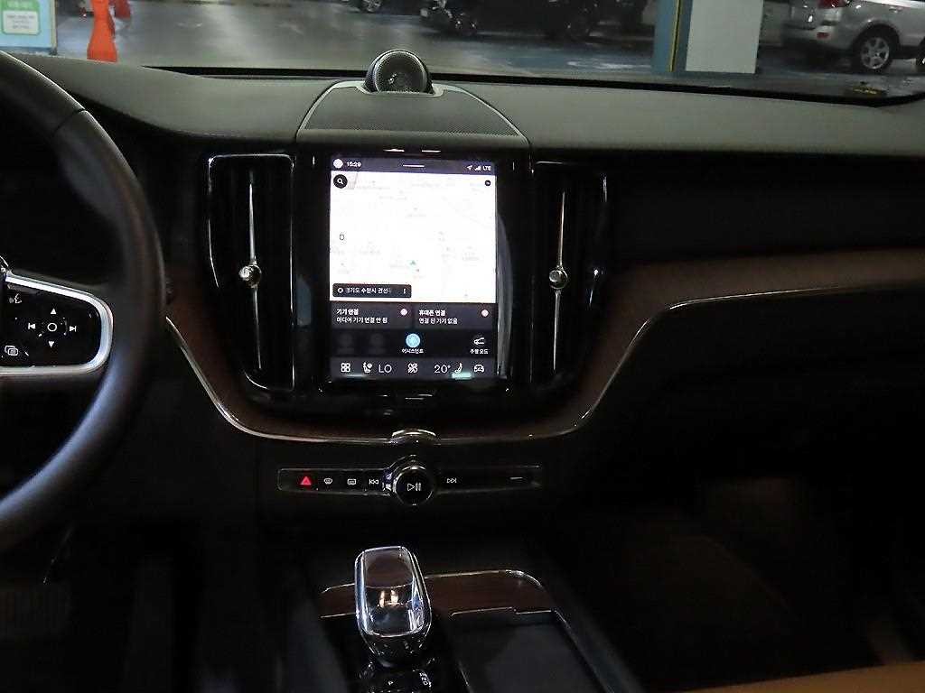 볼보 XC60 XC60(2세대) B6 AWD 울트라 브라이트 이미지 11