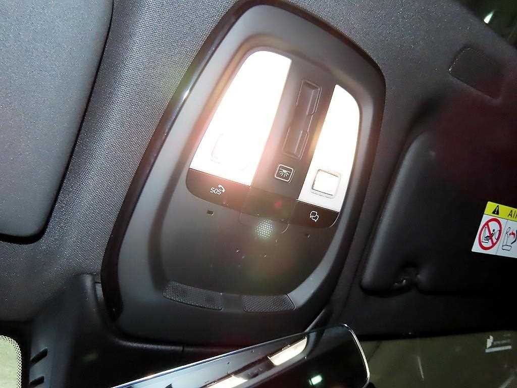 볼보 XC60 XC60(2세대) B6 AWD 울트라 브라이트 이미지 14