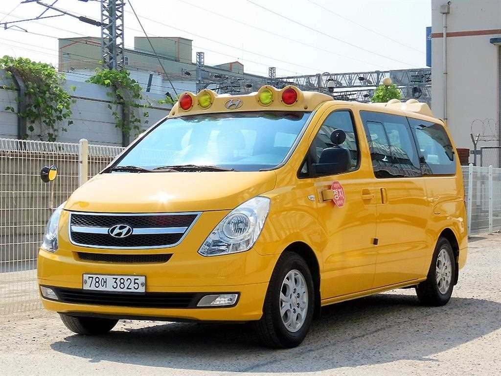 현대 스타렉스 그랜드 스타렉스 12인승 왜건 2WD 어린이보호차 CVX 럭셔리 이미지 2