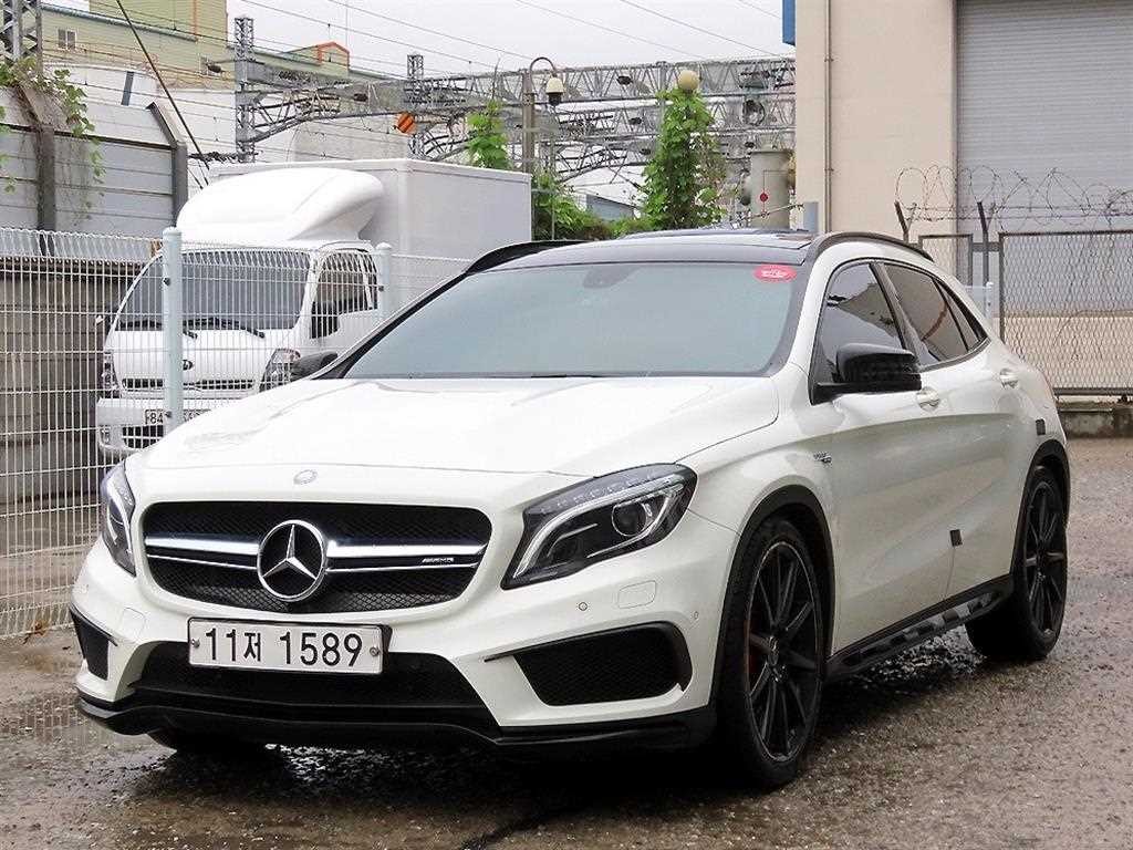 벤츠 GLA 클래스 GLA클래스 X156 GLA45 AMG 4MATIC 이미지 1
