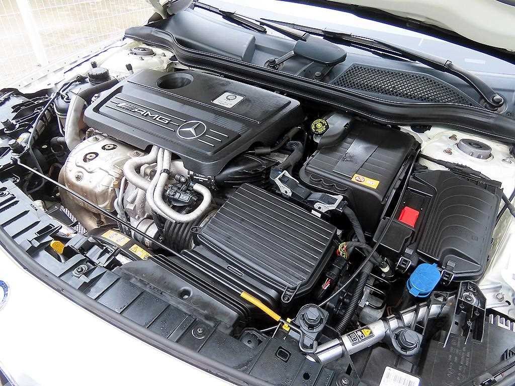 벤츠 GLA 클래스 GLA클래스 X156 GLA45 AMG 4MATIC 이미지 19