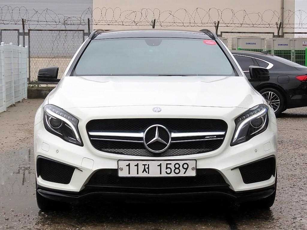 벤츠 GLA 클래스 GLA클래스 X156 GLA45 AMG 4MATIC 이미지 2