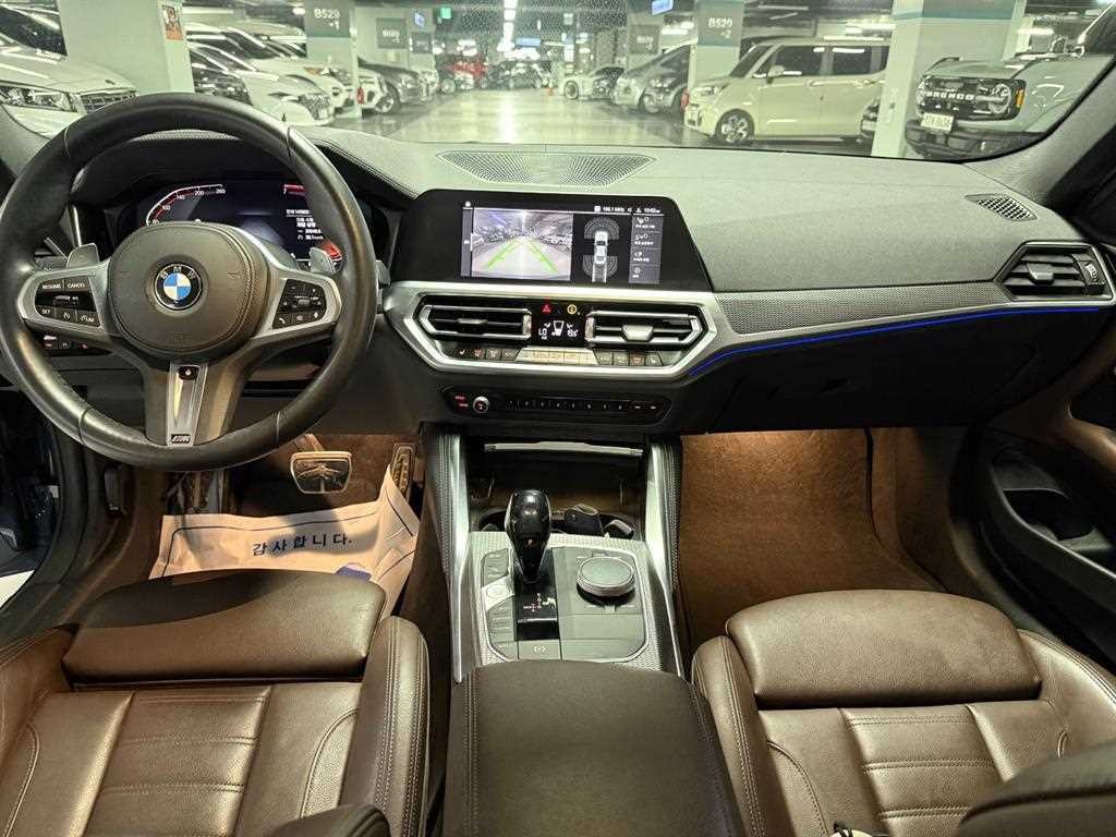BMW 4시리즈 4시리즈 (G22) 420i 쿠페 M 스포츠 이미지 7