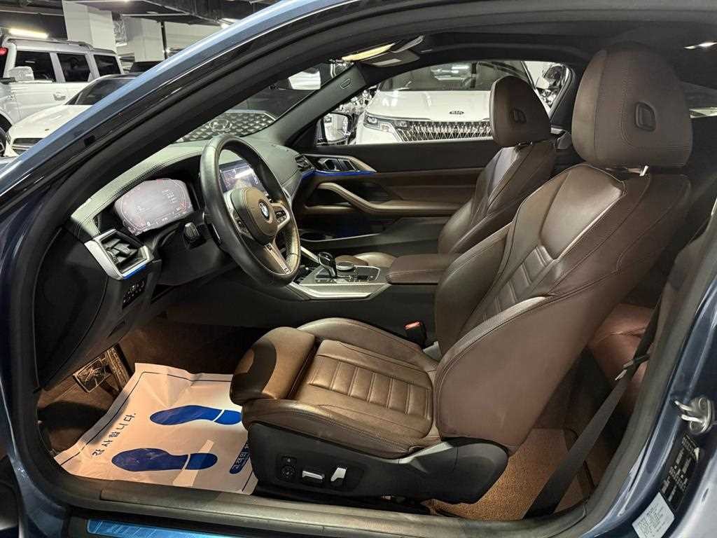 BMW 4시리즈 4시리즈 (G22) 420i 쿠페 M 스포츠 이미지 9