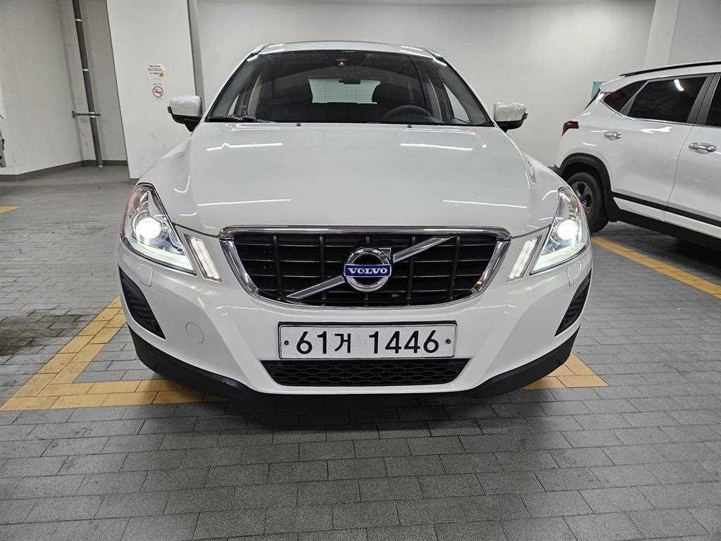 볼보 XC60 D4 이미지 1