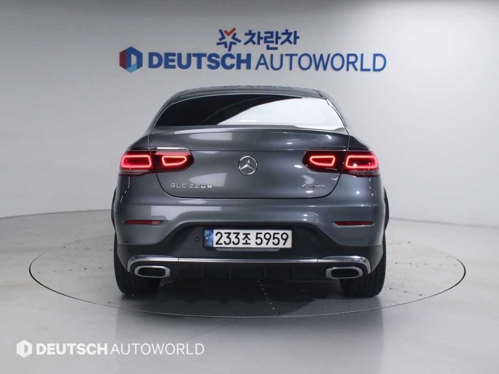 벤츠 GLC 클래스 GLC클래스 X253 GLC 220 d 4MATIC 쿠페 이미지 4