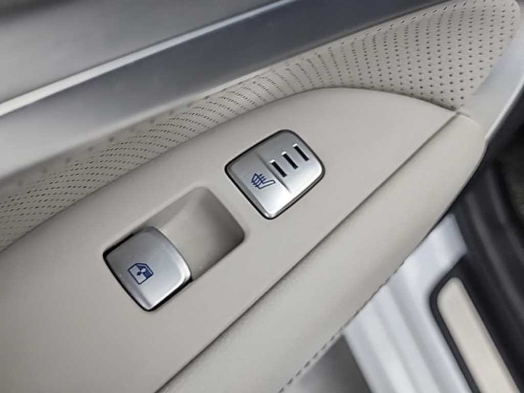 제네시스 G70 2.0T AWD 엘리트 이미지 14