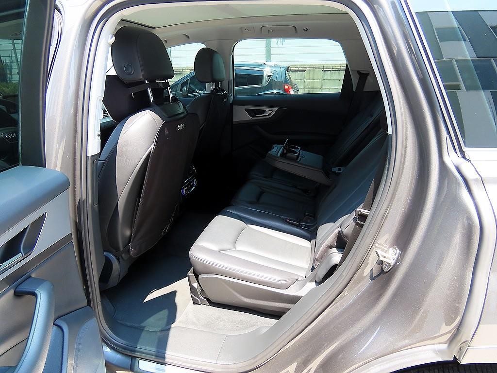 아우디 Q7 Q7 (4M) 45 TFSI 콰트로 이미지 6