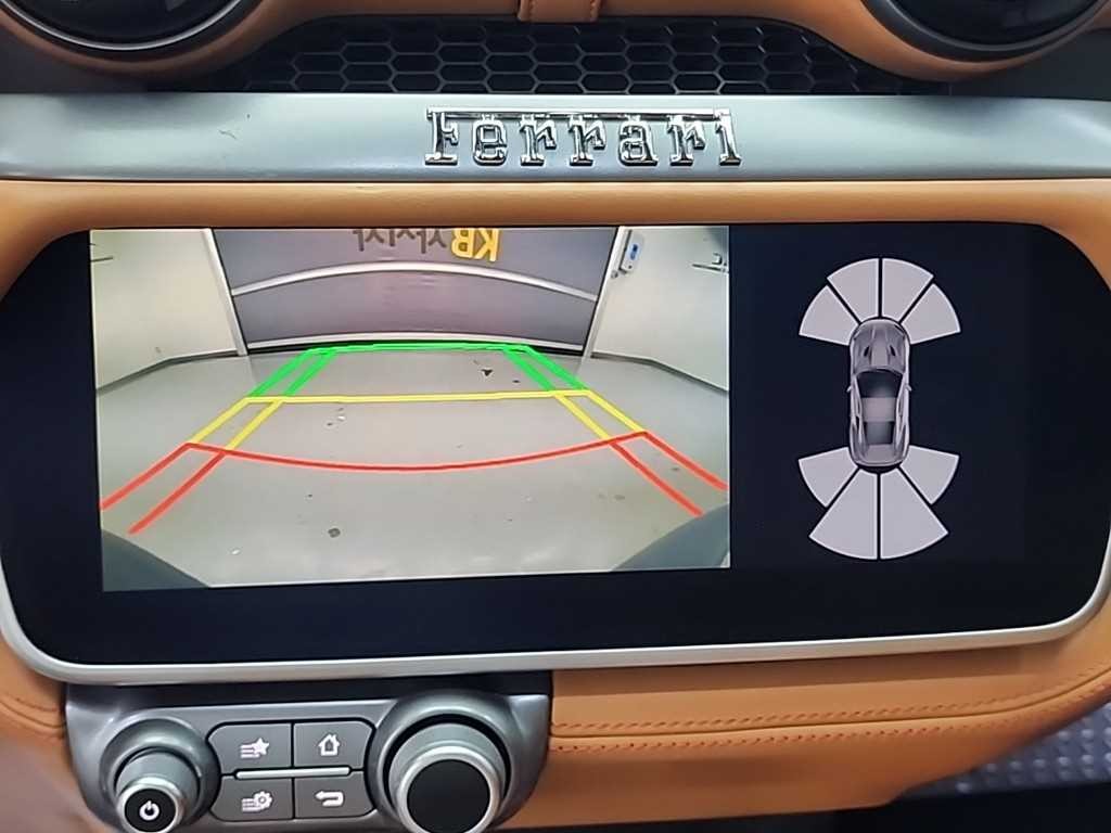 페라리 포르토피노 3.9 V8 이미지 13