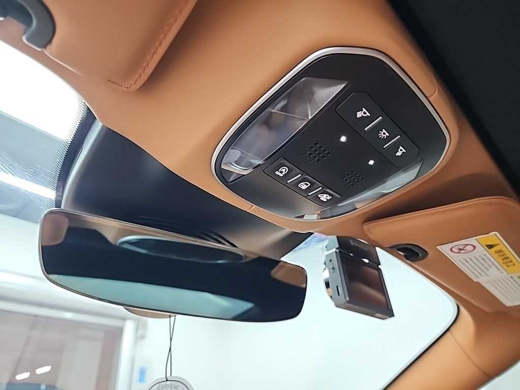 페라리 포르토피노 3.9 V8 이미지 14