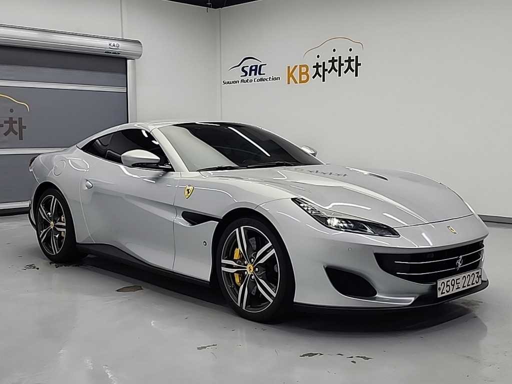 페라리 포르토피노 3.9 V8 이미지 4