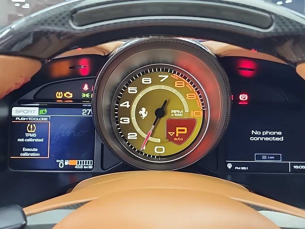 페라리 포르토피노 3.9 V8 이미지 6