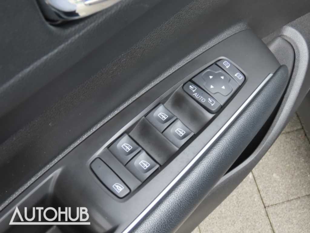 르노코리아(삼성) QM6 더뉴QM6 2.0 LPe LE 시그니처 2WD 이미지 13