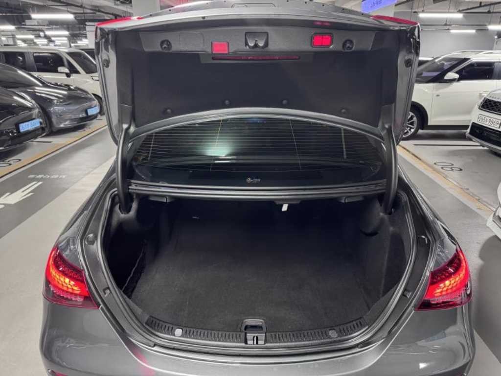 벤츠 E 클래스 E-클래스 W213 E250 아방가르드 이미지 17