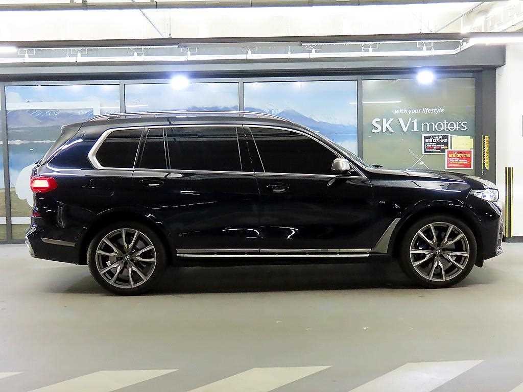 BMW X7 X7 (G07) M50i 이미지 3