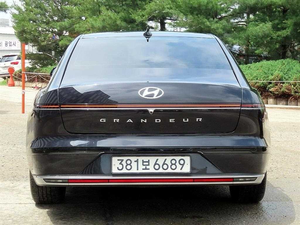 현대 그랜저 그랜저 (GN7) 가솔린 2.5 2WD 익스클루시브 이미지 16