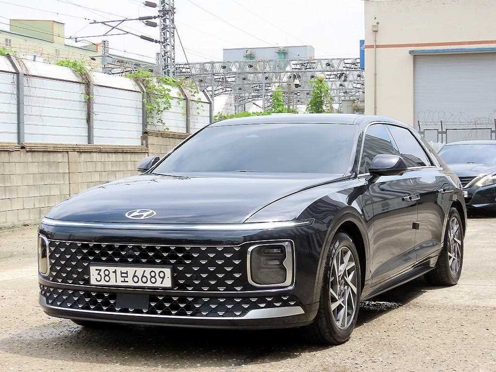 현대 그랜저 그랜저 (GN7) 가솔린 2.5 2WD 익스클루시브 이미지 5