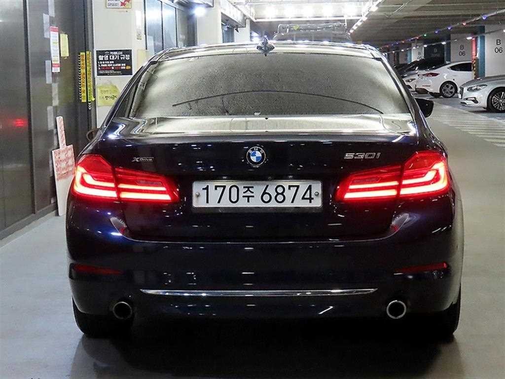 BMW 5시리즈 5시리즈 (G30) 530i M 스포츠 플러스 이미지 5