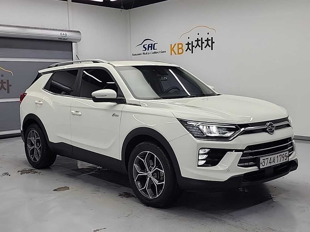 KG모빌리티(쌍용) 코란도 뷰티풀코란도 2WD 가솔린 1.5 C5 플러스 이미지 4