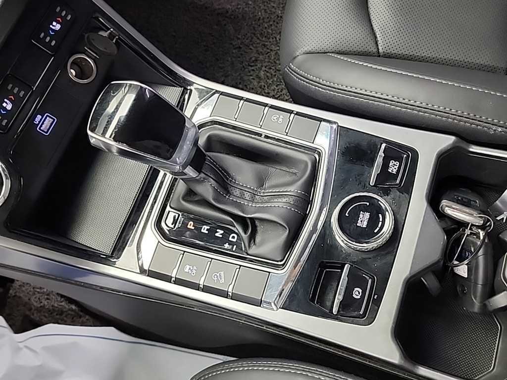 KG모빌리티(쌍용) 코란도 뷰티풀코란도 2WD 가솔린 1.5 C5 플러스 이미지 8