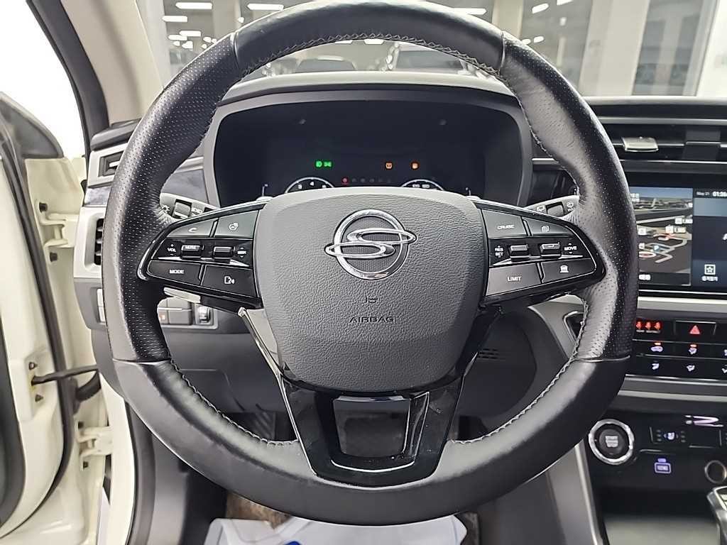 KG모빌리티(쌍용) 코란도 뷰티풀코란도 2WD 가솔린 1.5 C5 플러스 이미지 9
