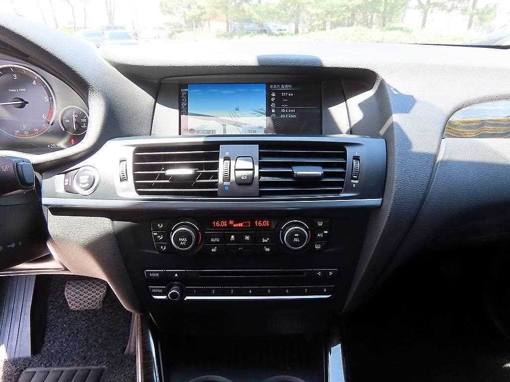 BMW X3 X3 (F25) xDrive 20d xLine 이미지 12