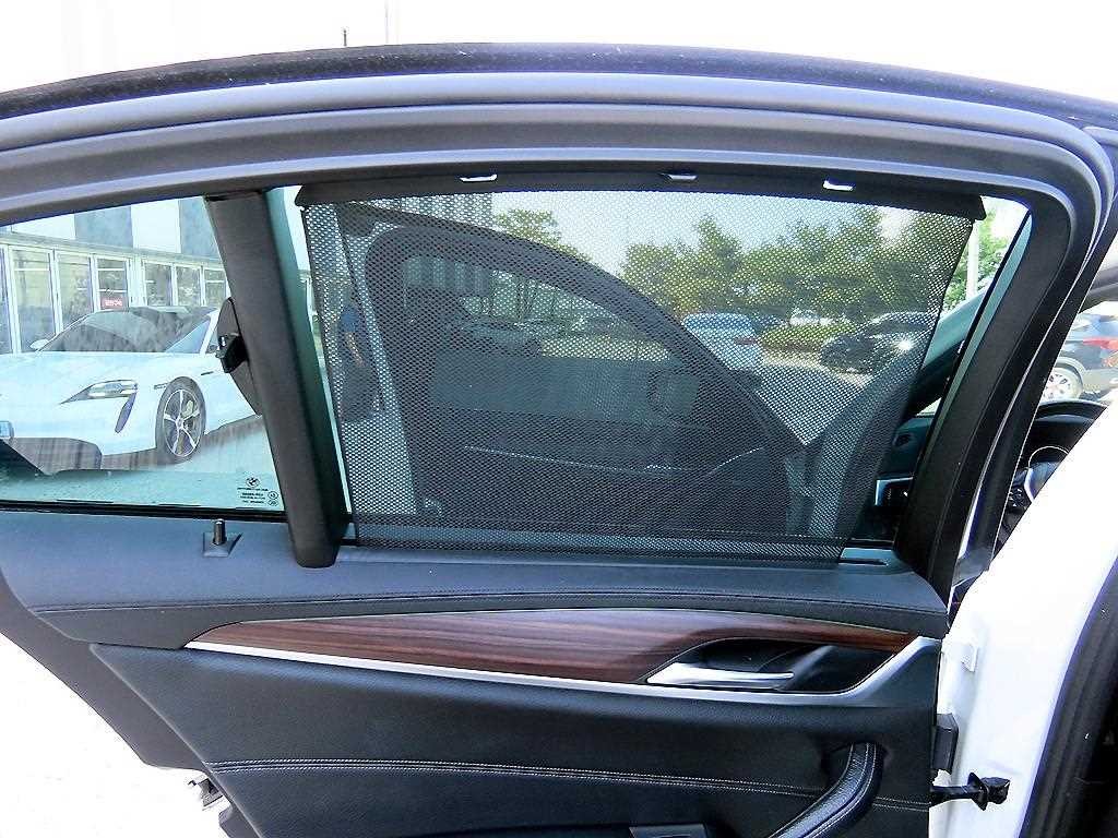 BMW 5시리즈 5시리즈 (G30) 520d xDrive M 스포츠 플러스 이미지 15