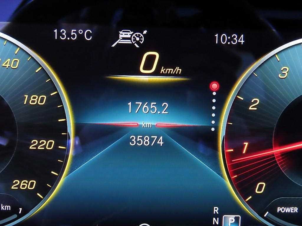 벤츠 E 클래스 E-클래스 W213 E300 4MATIC AMG LINE 이미지 8