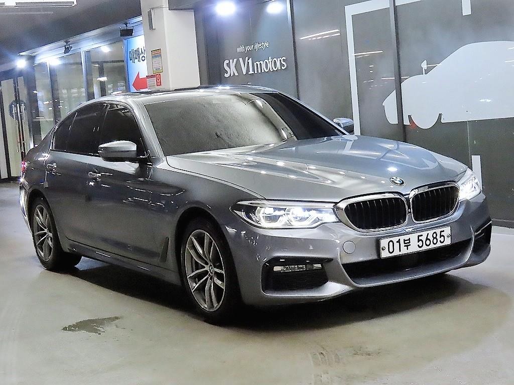 BMW 5시리즈 5시리즈 (G30) 530i M 스포츠 플러스 이미지 1