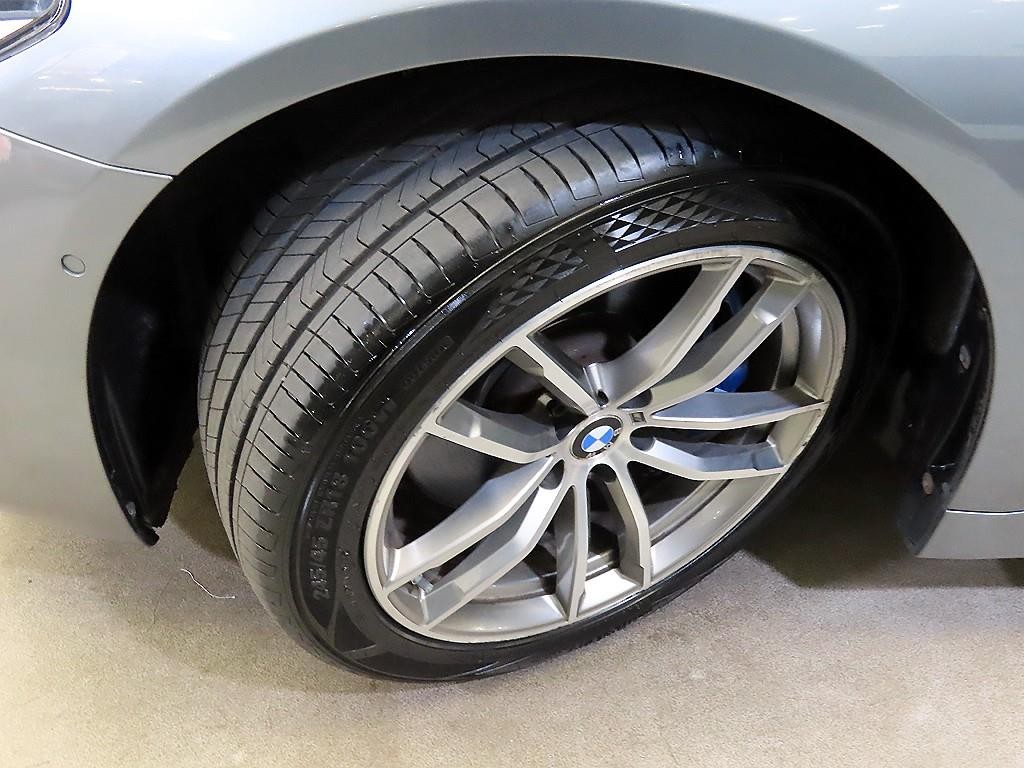 BMW 5시리즈 5시리즈 (G30) 530i M 스포츠 플러스 이미지 20