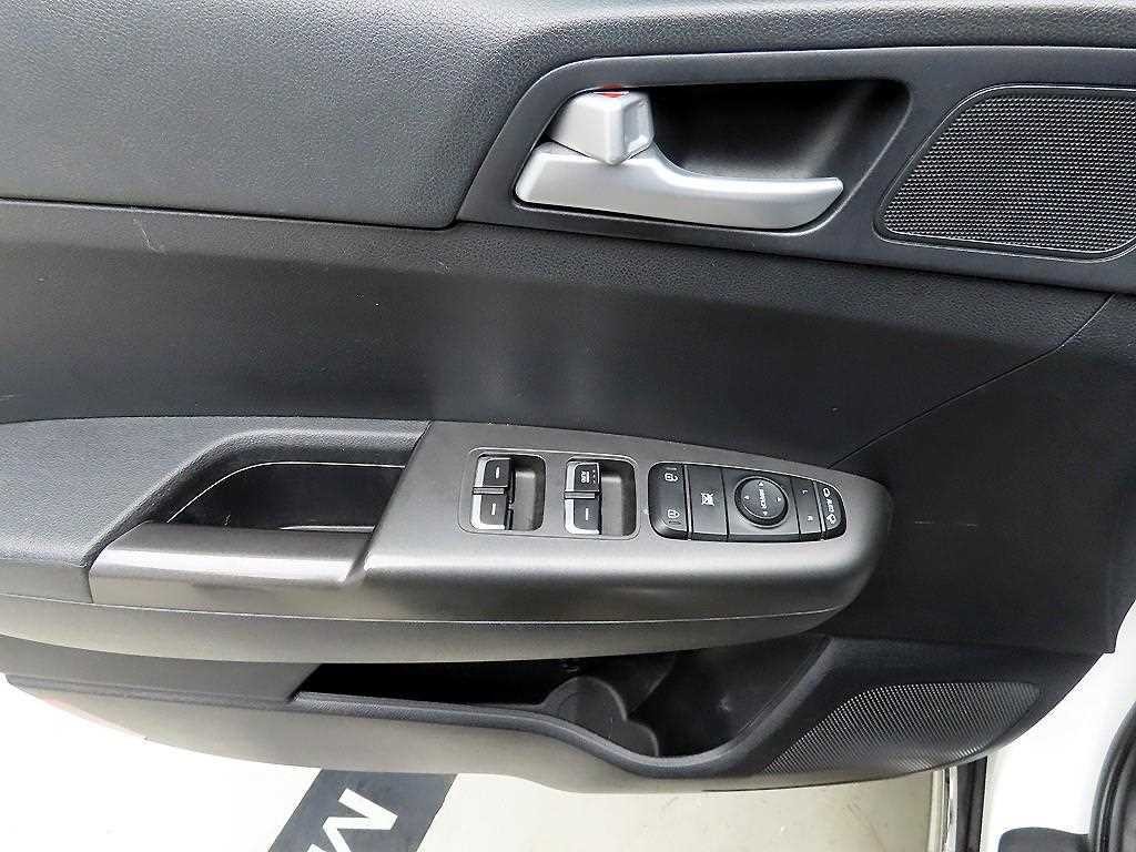 기아 스포티지 스포티지 더 볼드 2.0 디젤 2WD 프레스티지 이미지 11