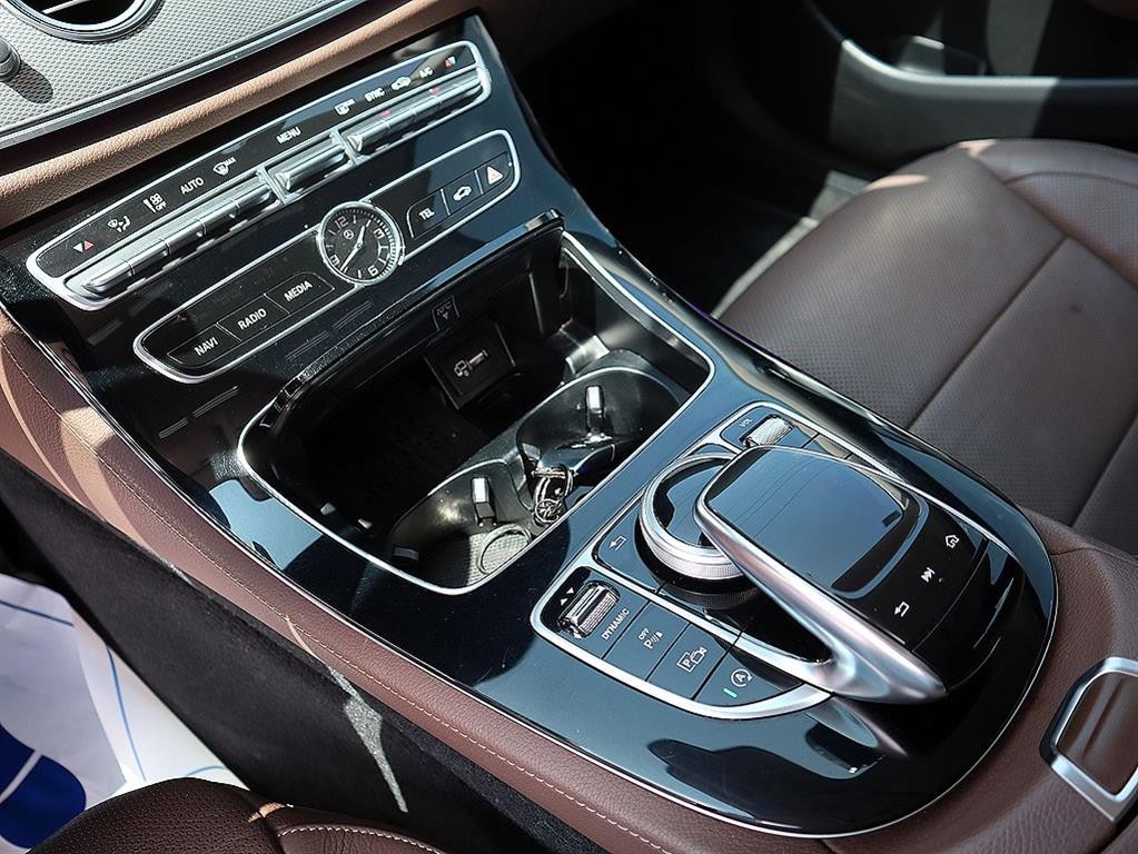 벤츠 E 클래스 E-클래스 W213 E300 AMG LINE 이미지 12
