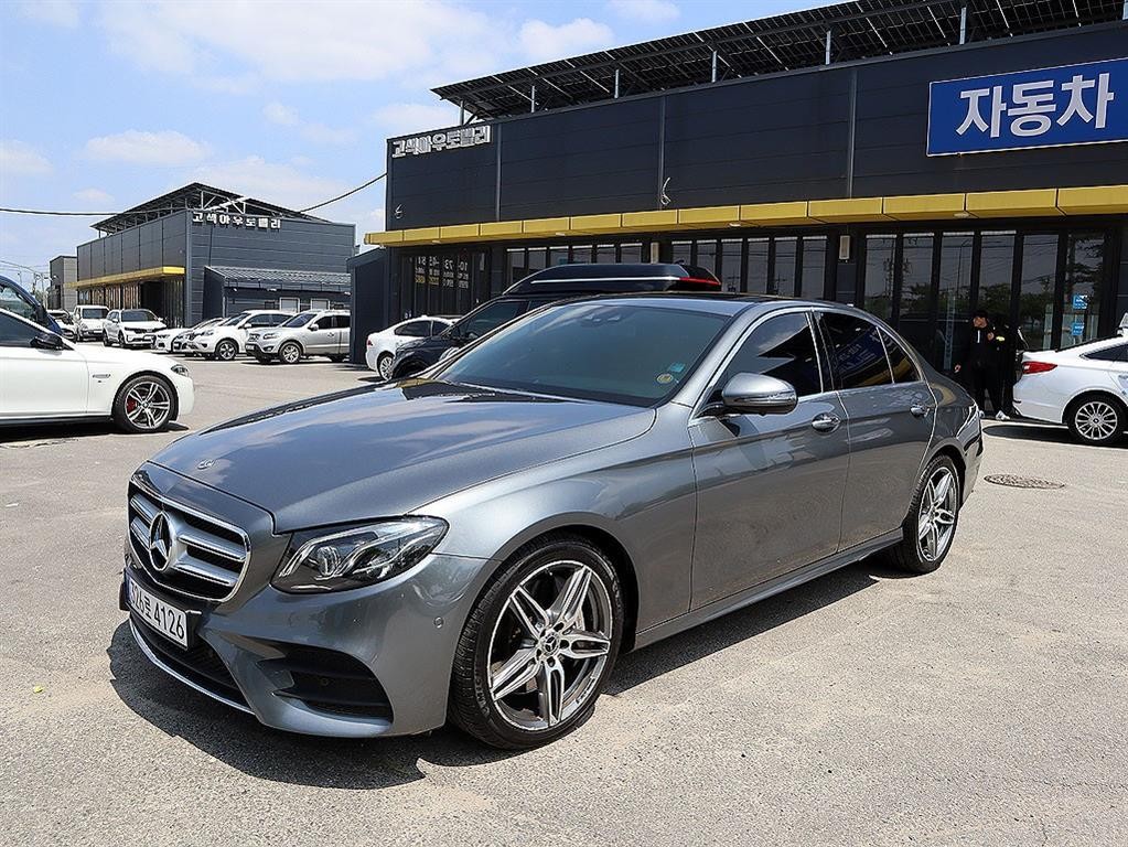 벤츠 E 클래스 E-클래스 W213 E300 AMG LINE 이미지 2