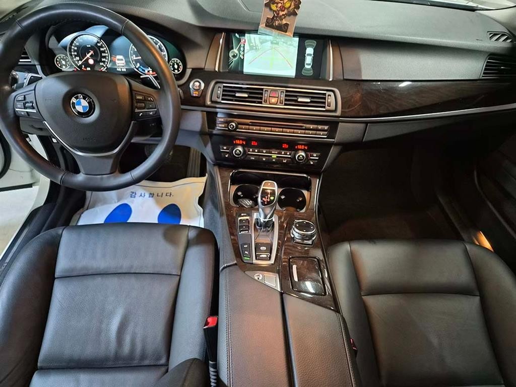 BMW 5시리즈 5시리즈 (F10) 528i 이미지 10