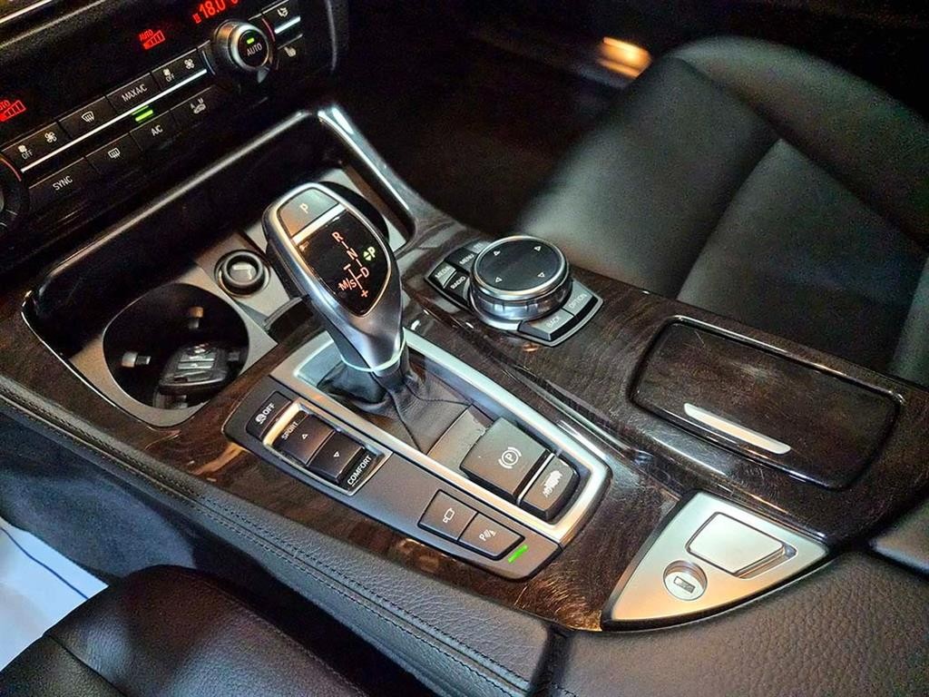 BMW 5시리즈 5시리즈 (F10) 528i 이미지 11