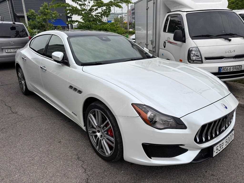 마세라티 콰트로포르테 S Q4 3.0 V6 그란스포츠 이미지 2