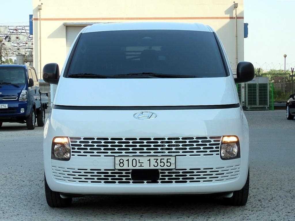현대 스타리아 2WD 디젤 카고 스마트 5인승 이미지 1