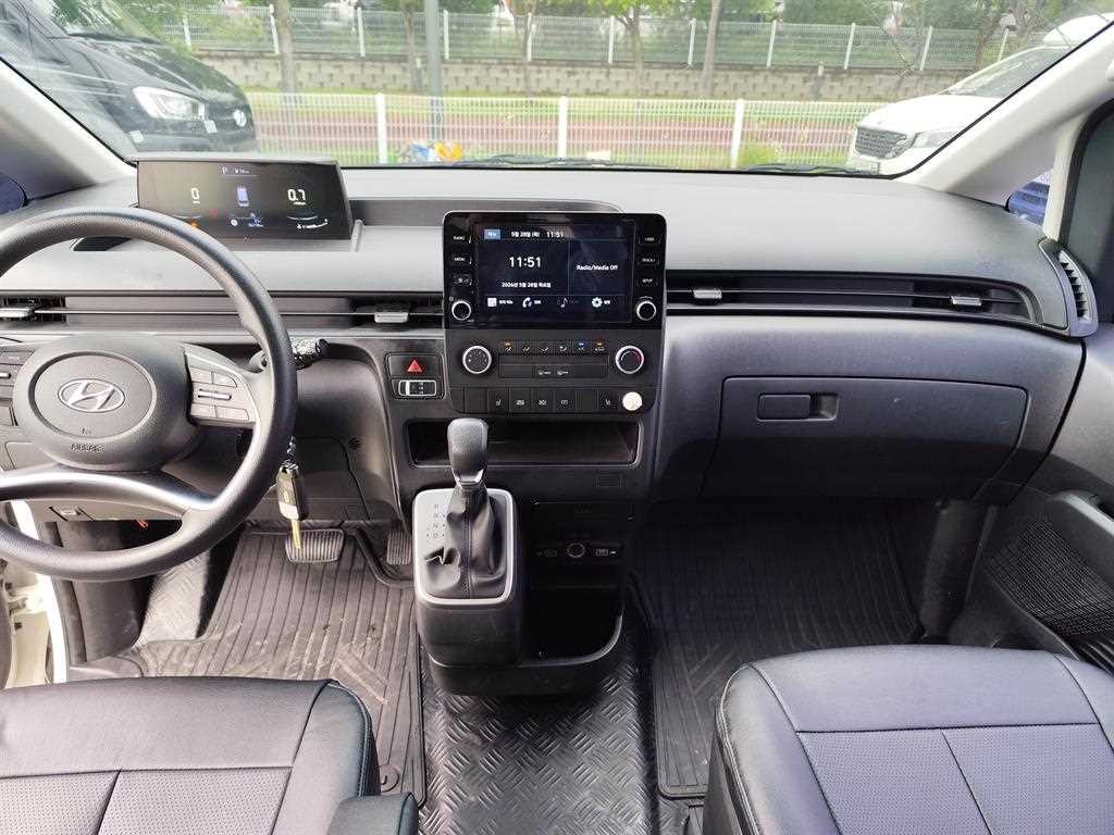 현대 스타리아 2WD 디젤 카고 스마트 5인승 이미지 20