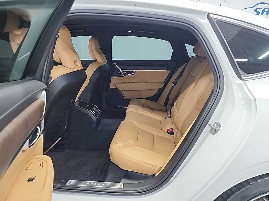 볼보 S90 B6 AWD 얼티메이트 브라이트 이미지 12