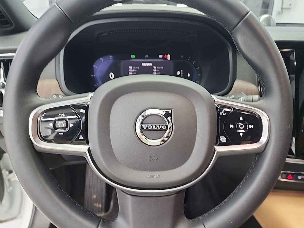 볼보 S90 B6 AWD 얼티메이트 브라이트 이미지 9