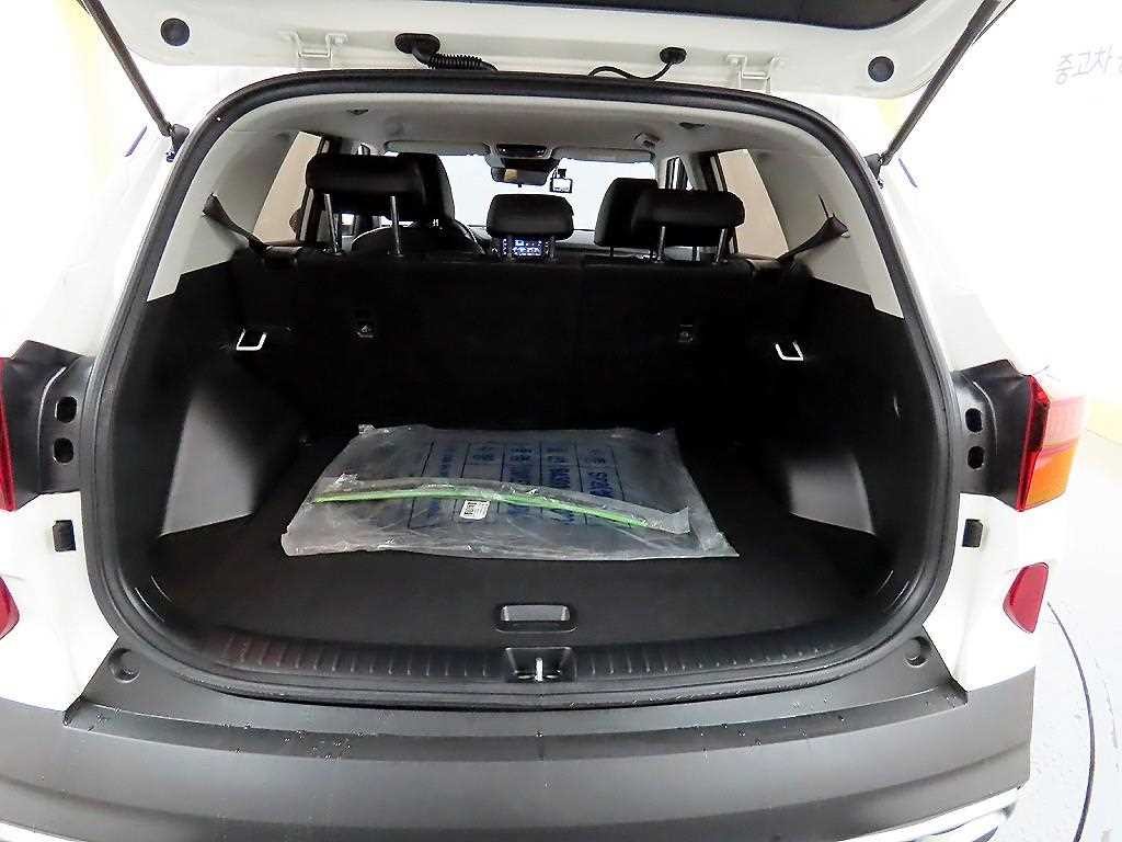 기아 셀토스 가솔린 1.6 터보 4WD 프레스티지 이미지 18