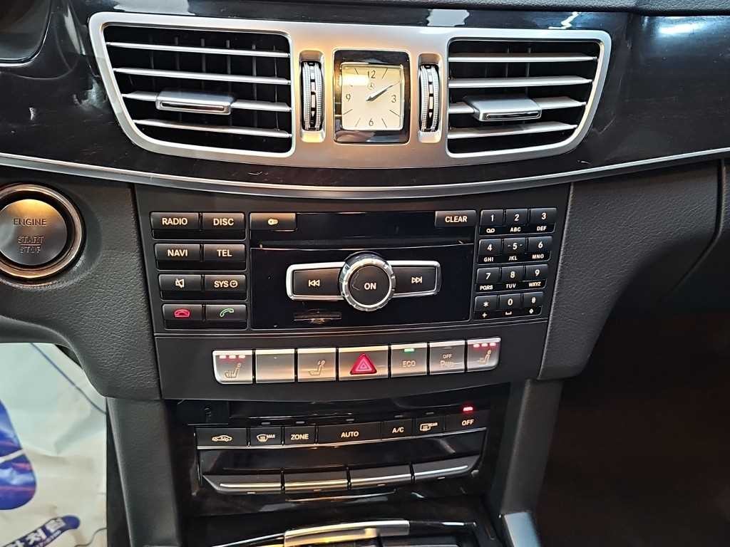 벤츠 E 클래스 E-클래스 W212 E300 4MATIC 아방가르드 이미지 10