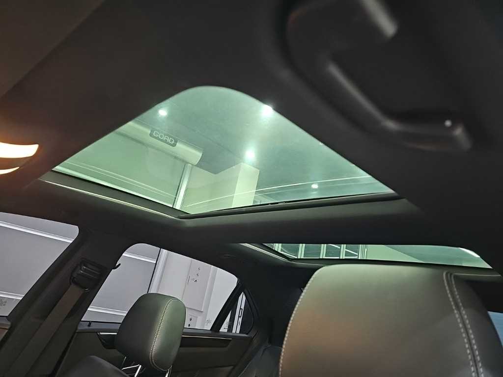 벤츠 E 클래스 E-클래스 W212 E300 4MATIC 아방가르드 이미지 14