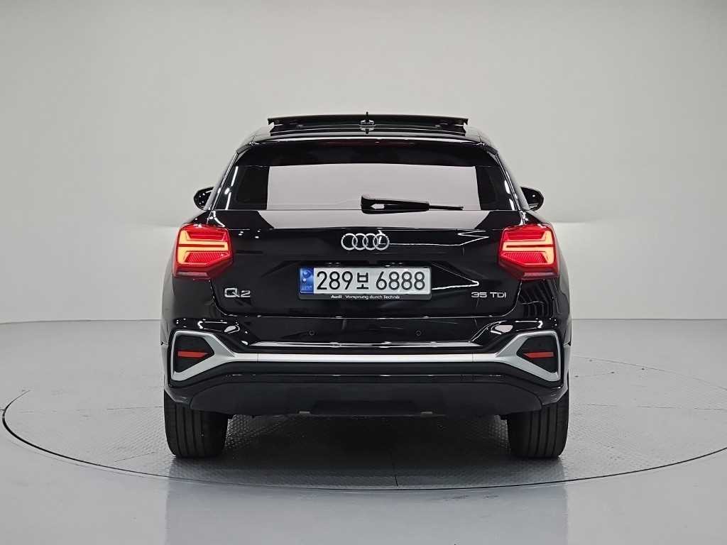 아우디 Q2 35 TDI 프리미엄 이미지 3