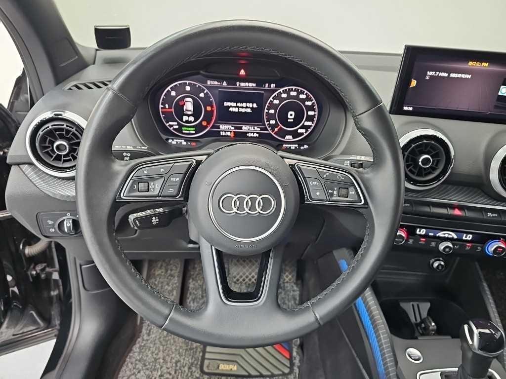 아우디 Q2 35 TDI 프리미엄 이미지 9