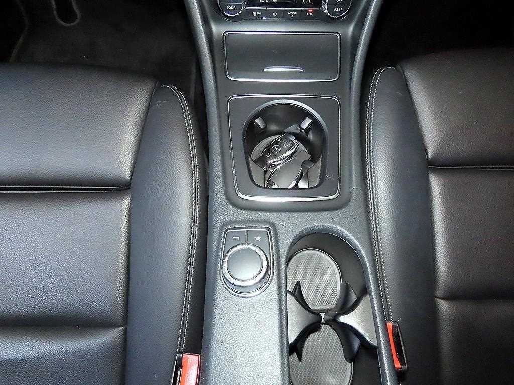 벤츠 GLA 클래스 GLA클래스 X156 GLA220 이미지 12