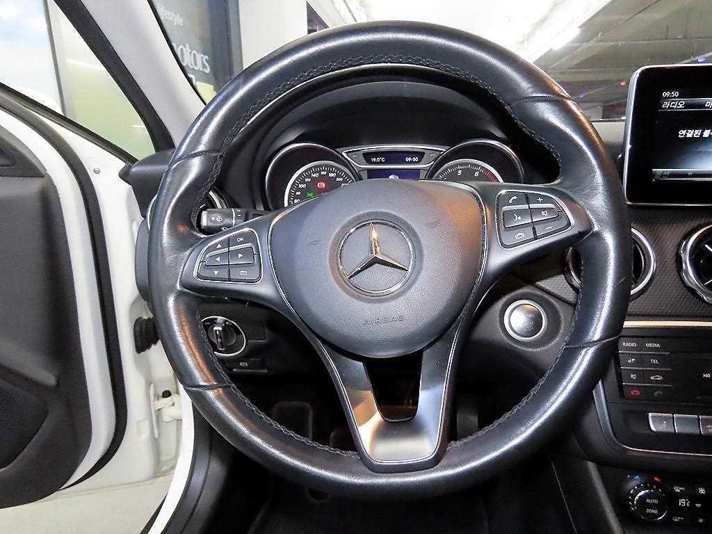 벤츠 GLA 클래스 GLA클래스 X156 GLA220 이미지 8