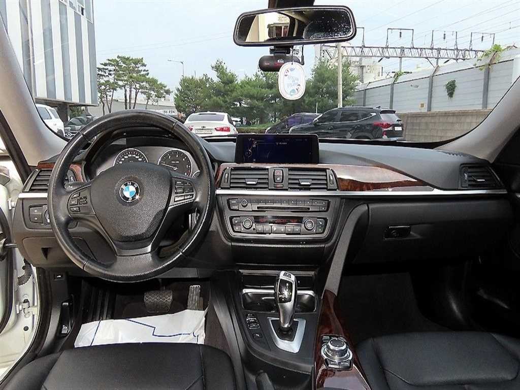 BMW 그란투리스모 3시리즈 GT (F34) GT 320D 이미지 7