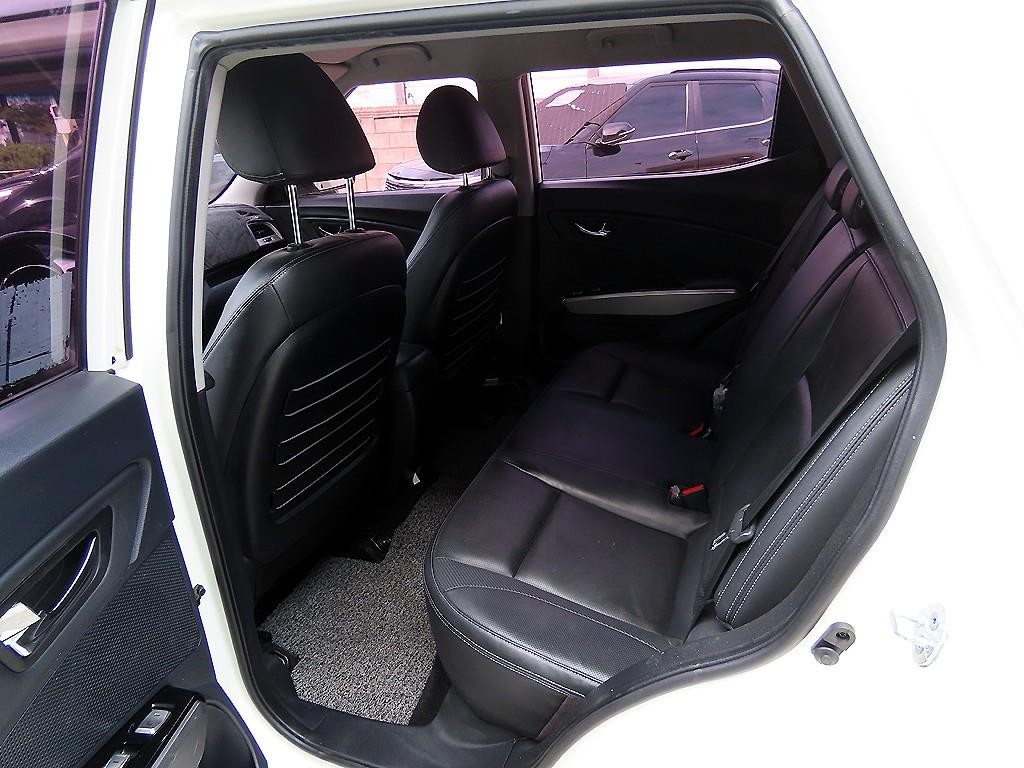 KG모빌리티(쌍용) 티볼리 가솔린 2WD 1.6 VX 이미지 6