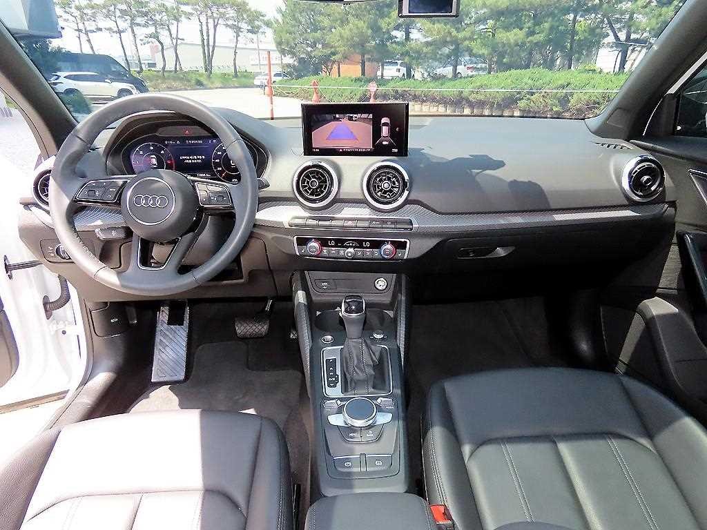 아우디 Q2 35 TDI 프리미엄 이미지 7